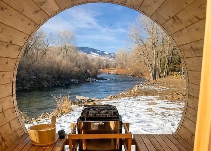 Luxurious King For An Unforgettable Escape In Dubois, Wyoming * Dubois